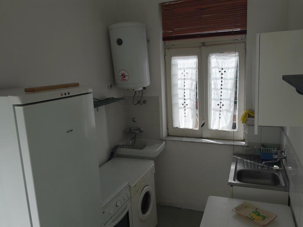 Appartamento In Villa 아치레알레 외부 사진